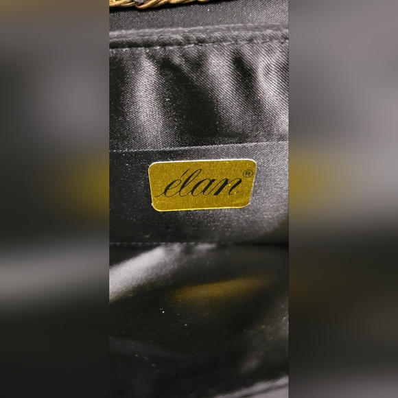 Small black Elan purse - Picture 5 of 6